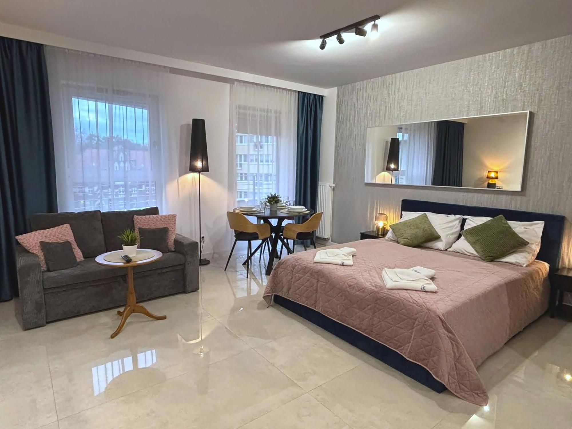 Sun Towers - Apartamenty Bryza - Apartamenty Z Parkingiem Swinoujscie Bagian luar foto