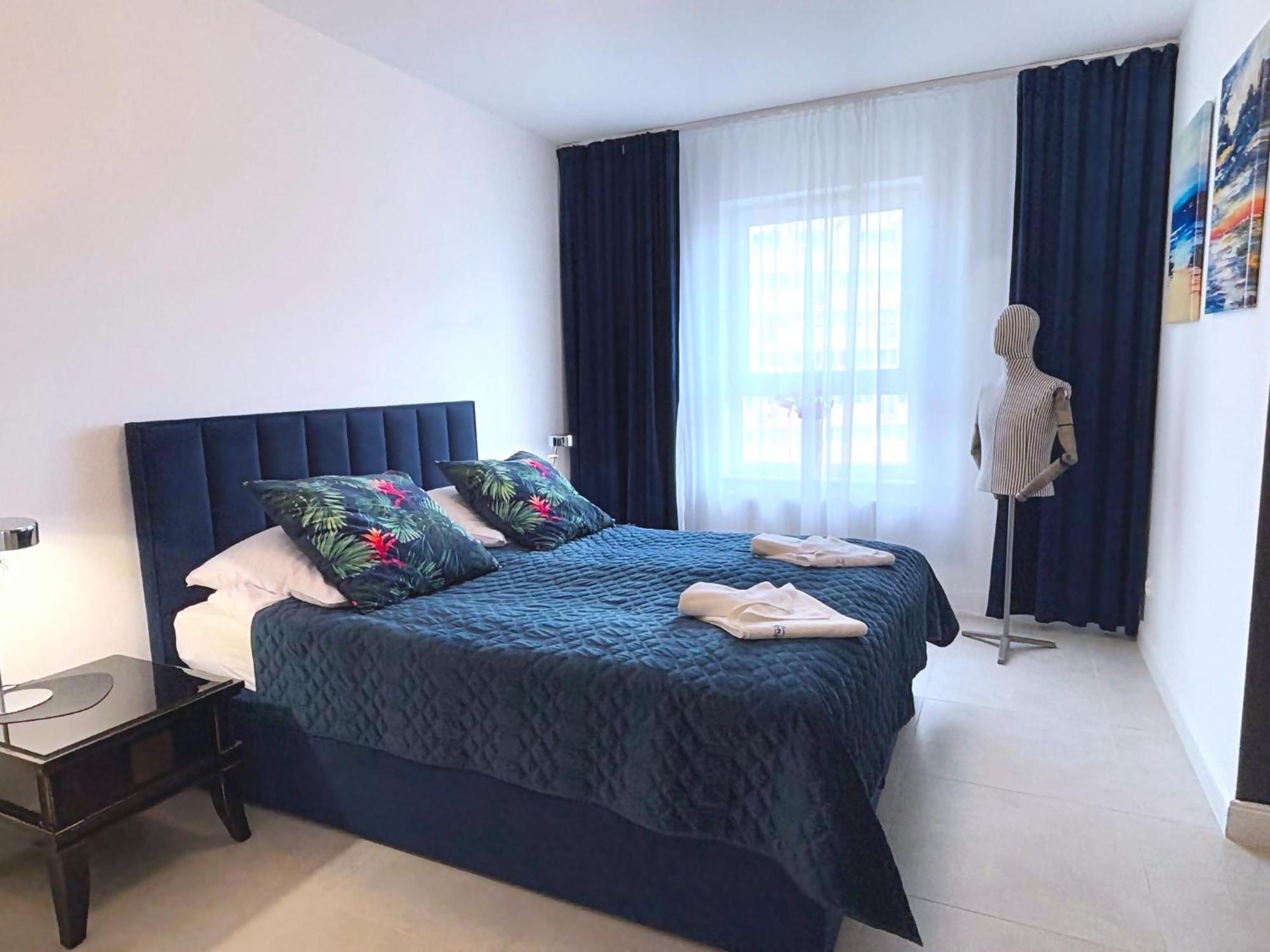 Sun Towers - Apartamenty Bryza - Apartamenty Z Parkingiem Swinoujscie Bagian luar foto