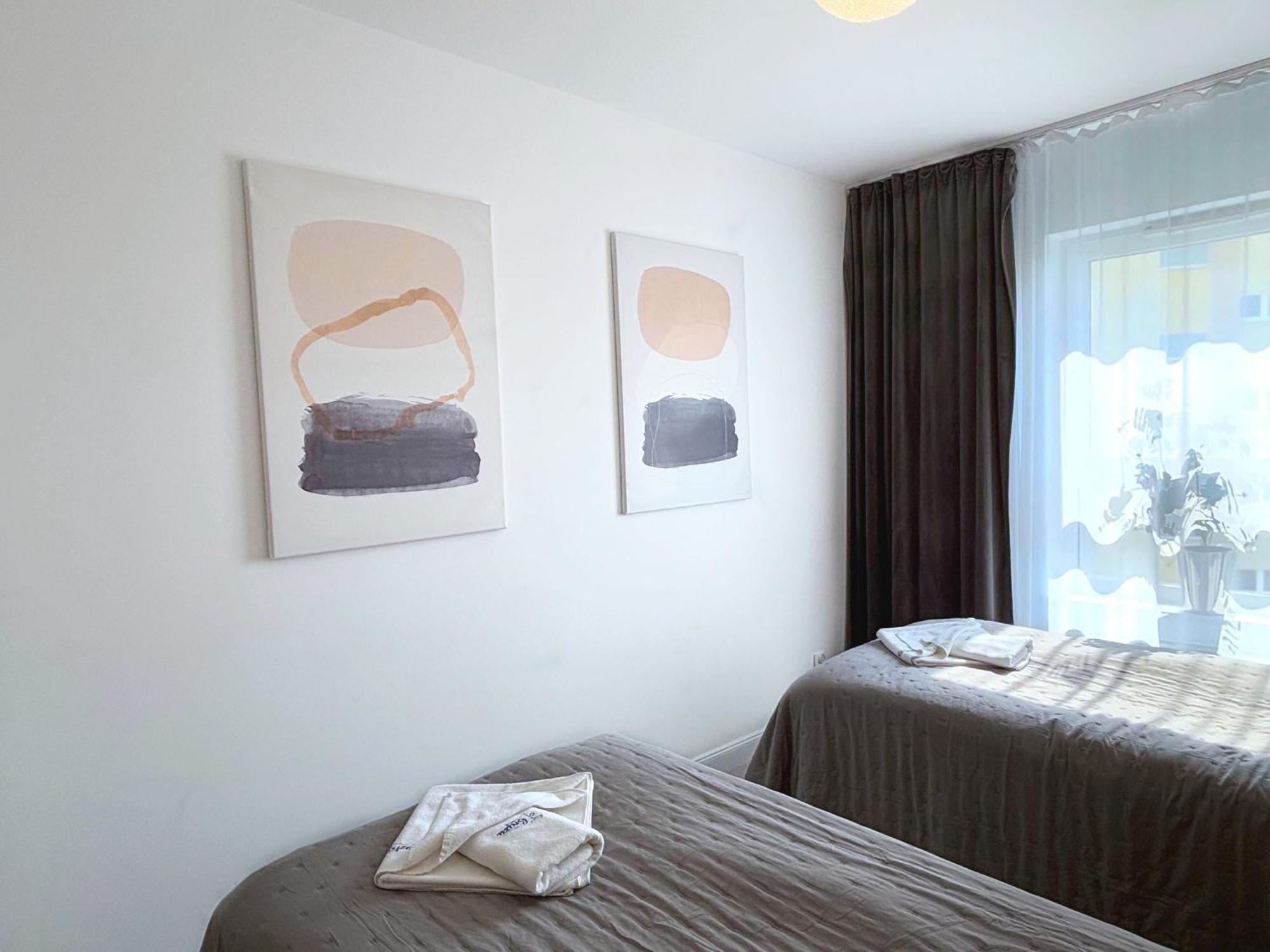 Sun Towers - Apartamenty Bryza - Apartamenty Z Parkingiem Swinoujscie Bagian luar foto